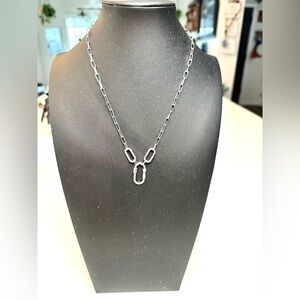 🩶🩶 NWOT Silver Paperclip 🖇️ Necklace 🩶🩶